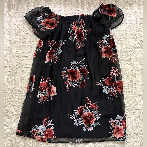 NEW! Xhilaration Elastic Neckline off shoulder/on Velvet Floral Sheer Lined M - Picture 2 of 7